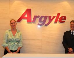 澳大利亚驻华使馆与雅阁集团签署支持协议